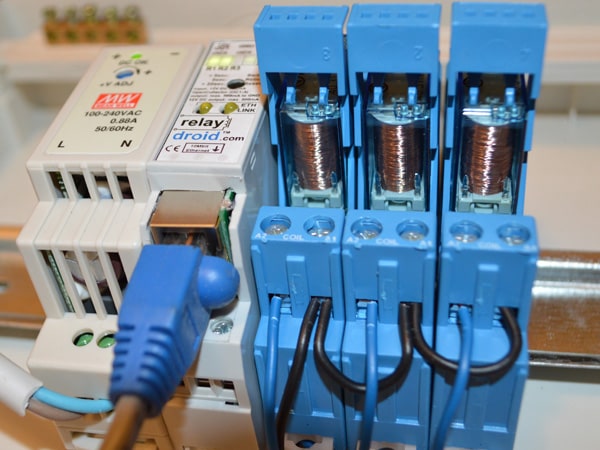 relaydroid with power adapter and relays